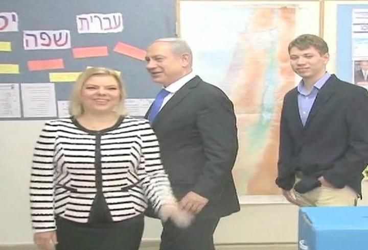 Netanyahu'nun oğlundan Macron'a hakaret