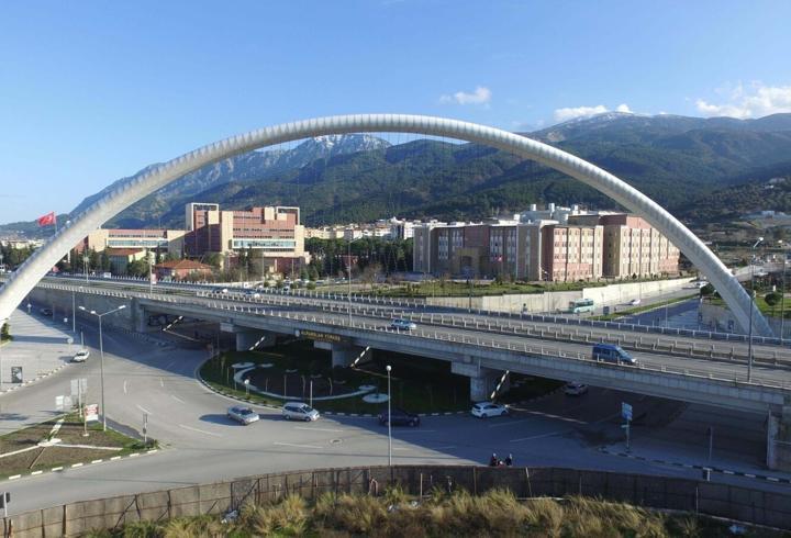 Manisa'da Sanatın Duvarları