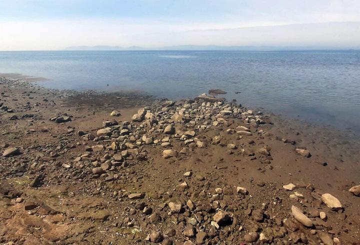 Balıkesir'de deniz çekildi