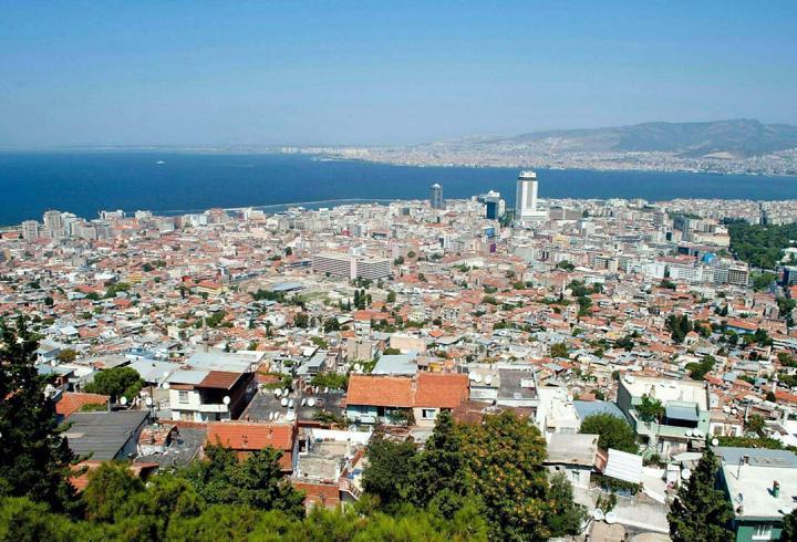 İzmir'de konut satışları yüzde 17,2 arttı