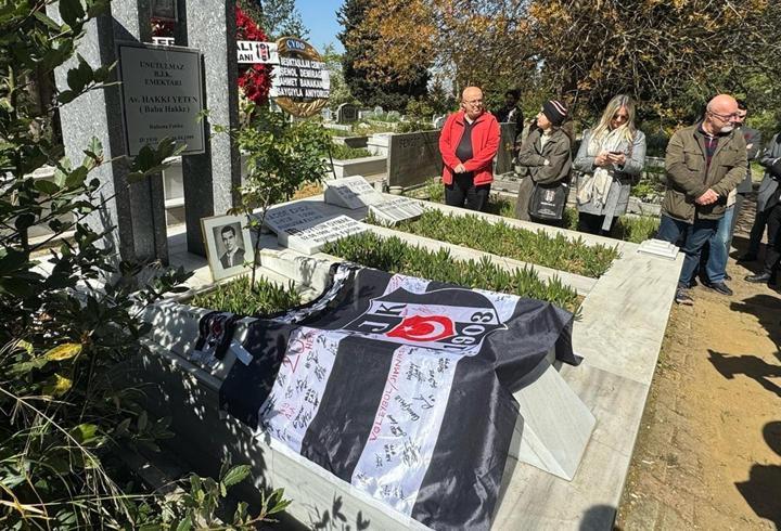 Beşiktaş efsanesi "Baba Hakkı" mezarı başında anıldı