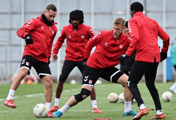 Sivasspor, Kasımpaşa maçı hazırlıklarını sürdürüyor