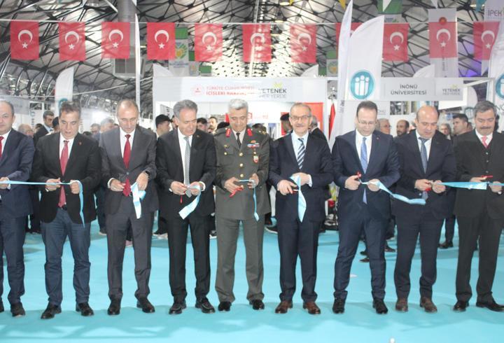 Malatya'da 'Kariyer Fuarı' başladı