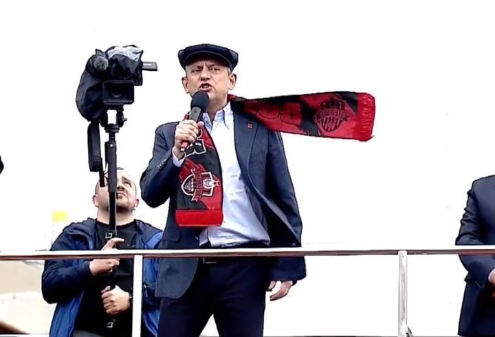 Özgür Özel: CHP iktidarında AB'ye yürüyeceğiz