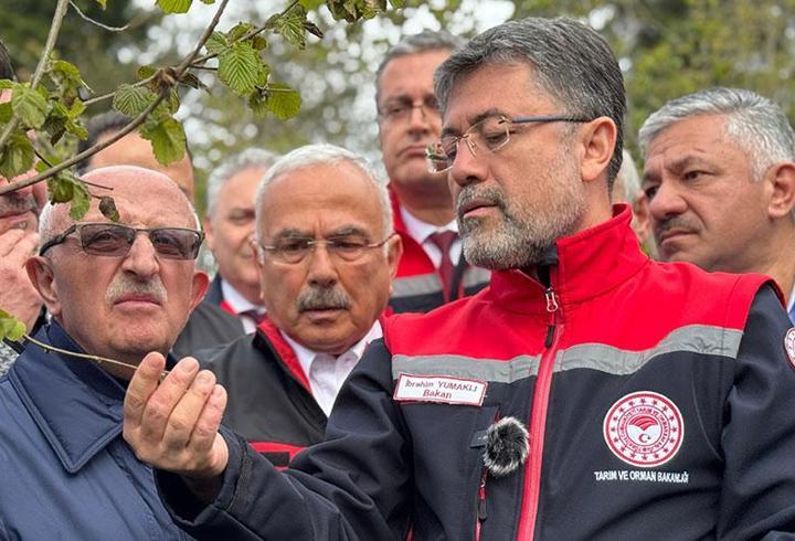 Bakan Yumaklı'dan don gören ağaçlara budama uyarısı