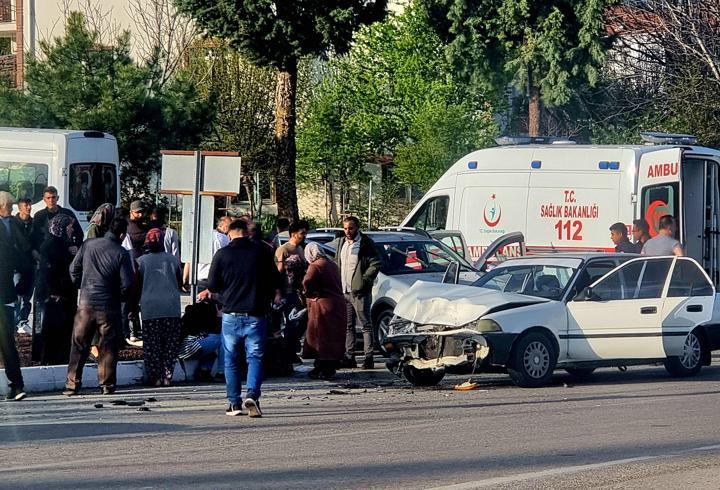 Kütahya’da trafik kazası; 7 yaralı