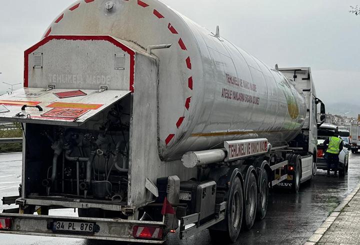 Doğalgaz yüklü tankerdeki kaçak korkuttu