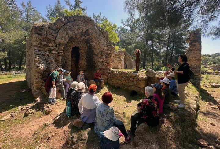 Muratpaşa'nın kıdemlileri tarihle buluştu