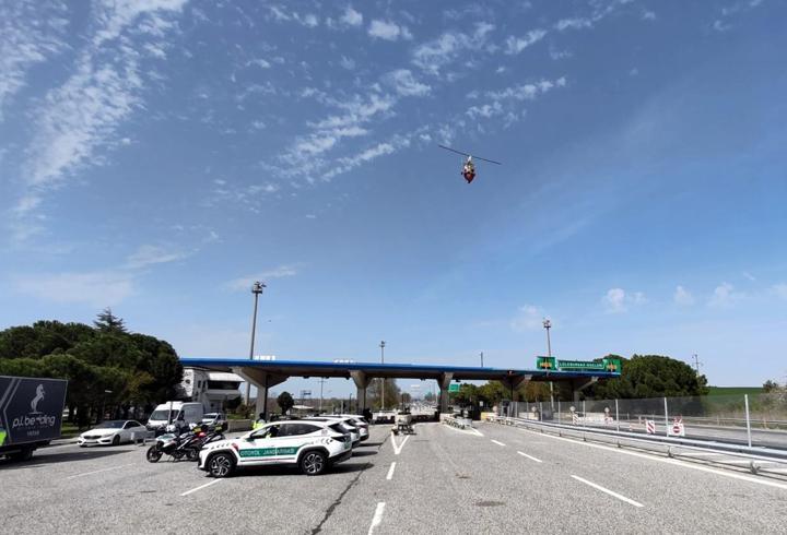 Kırklareli'de jandarmadan Cayrokopter ile trafik denetimi
