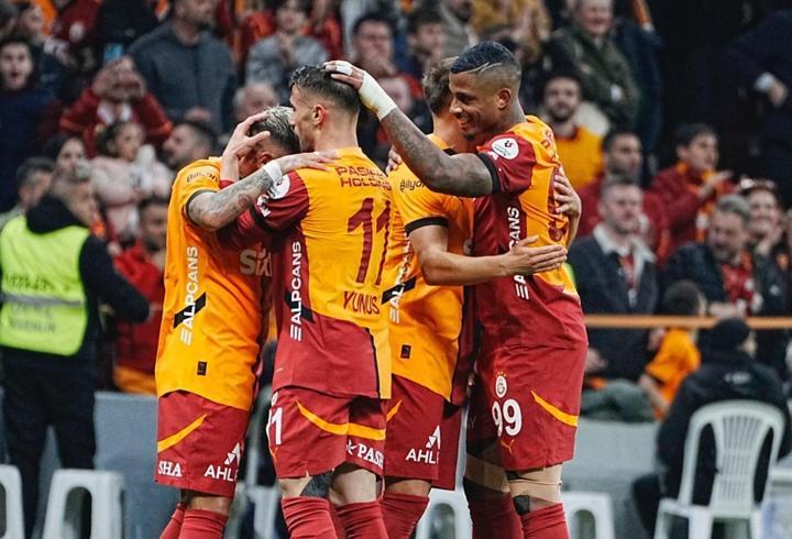 Galatasaray'ın Konyaspor maçı kafilesi belli oldu! 5 eksik var...