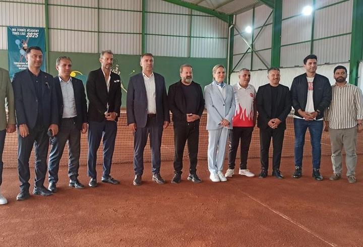 TTF Başkanı Müderrisgil, 'Haydi Tenise' projesini Hatay’da başlattı