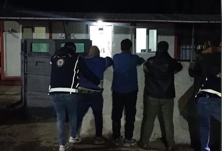 Sivas'ta 5 kaçak göçmen yakalandı