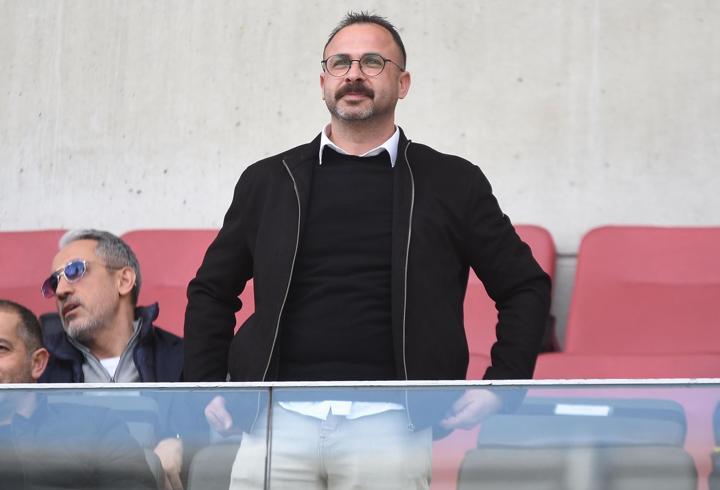 Altay'da Başkan Özkaral bırakıyor