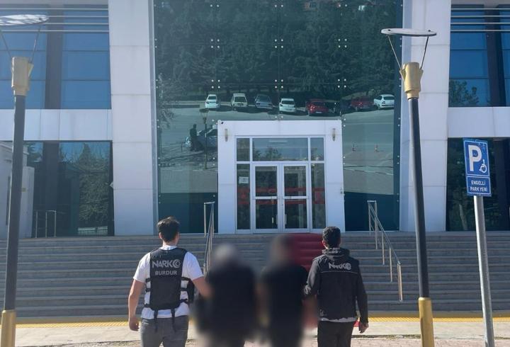 Bucak'ta uyuşturucu operasyonu