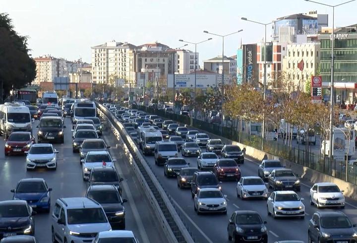 İstanbul-İstanbul'da trafik yoğunluğu