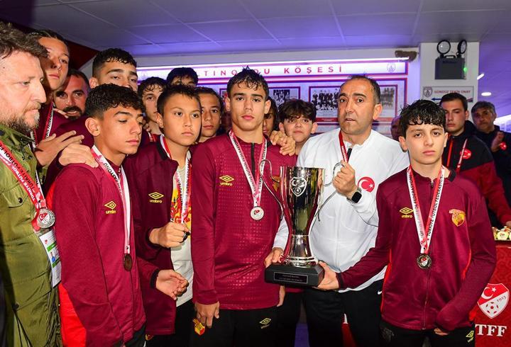 Göztepe'nin gençleri gurur kaynağı