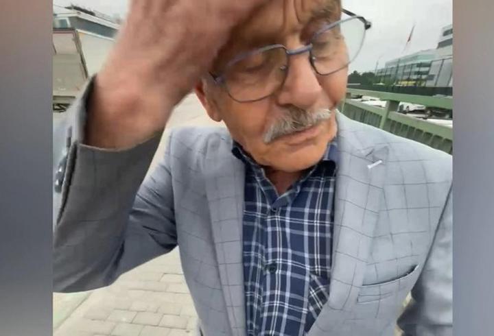 Eşini otobüste unuttu, panik anlarını torunu kayda aldı