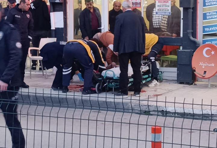 Çorum’da kavga sırasında bir kişi silahıyla kendini vurdu