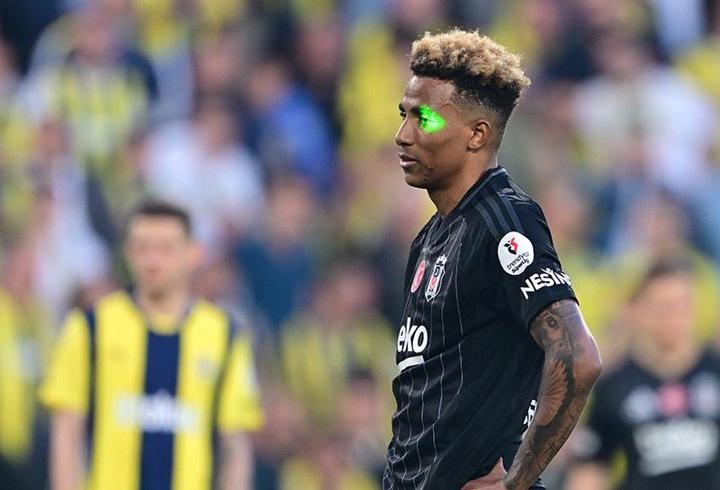 Gedson'a lazer tutan taraftara gözaltı