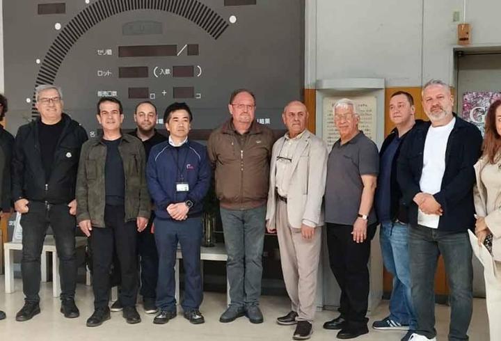 ATB kesme çiçek urge heyeti Japonya ve Kore’de