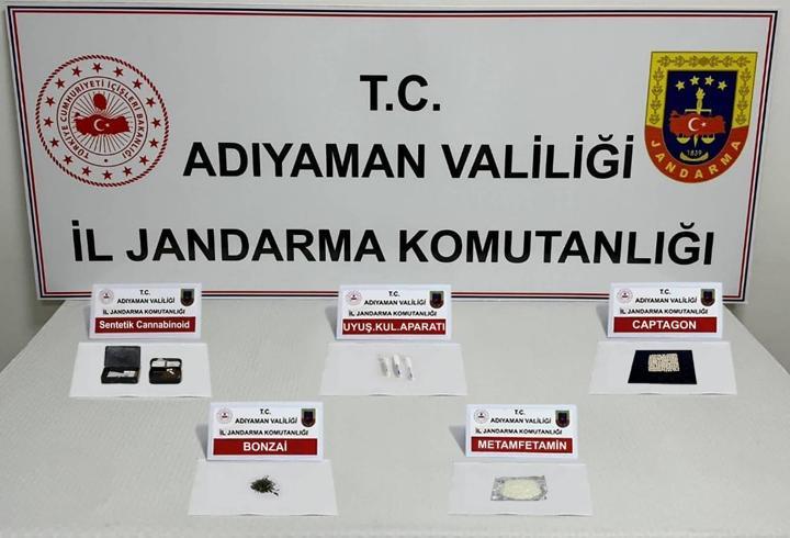 Adıyaman’da uyuşturucuya 15 gözaltı