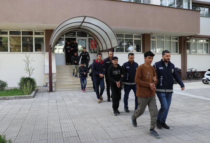 Amasya'da 6 düzensiz göçmen yakalandı