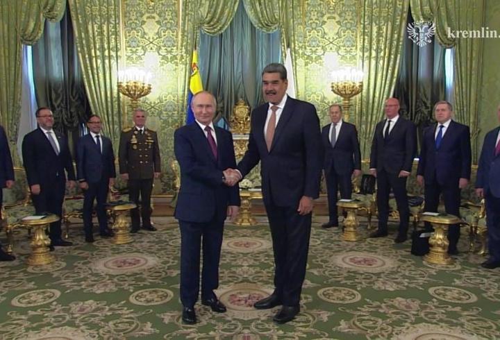Kremlin'de Putin-Maduro görüşmesi