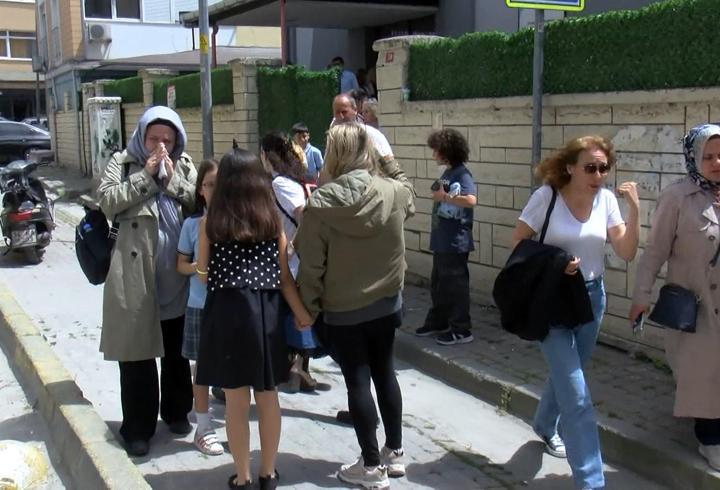 SON DAKİKA... İstanbul Bakırköy'de ilkokulda yangın paniği