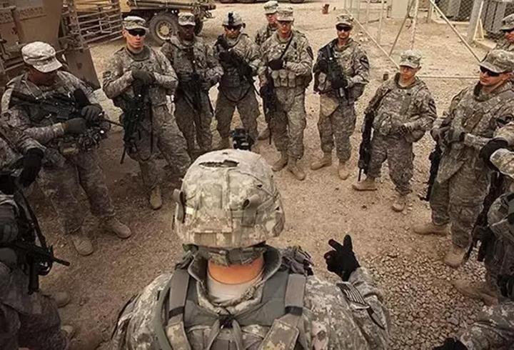 Pentagon'dan flaş karar! 1000 asker ordudan atılacak