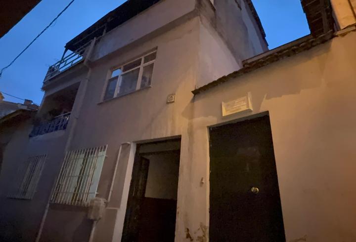 Bursa'da ev yangını; 1 ölü