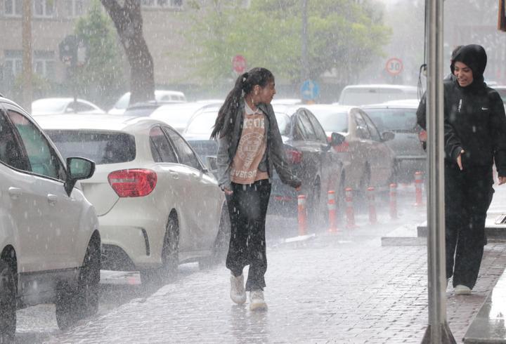 Kayseri'de sağanak etkili oldu