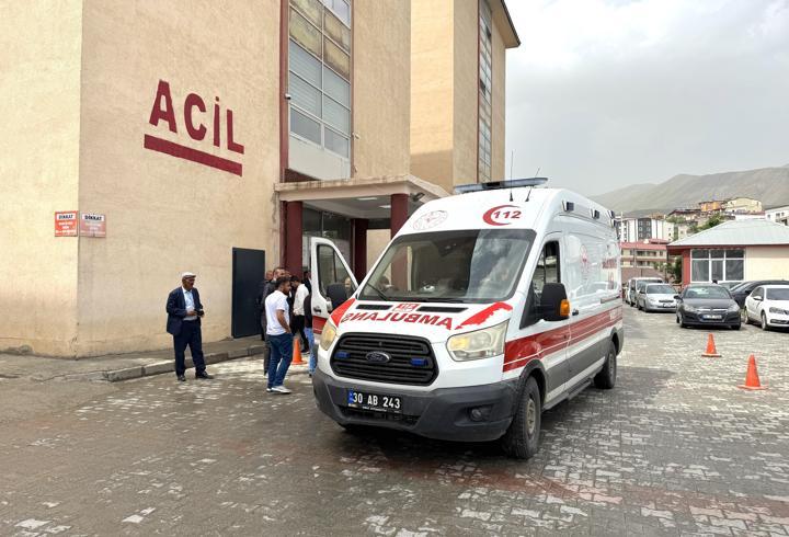 Hakkari'de Öğrenci Servisi Kazası: 8 Yaralı