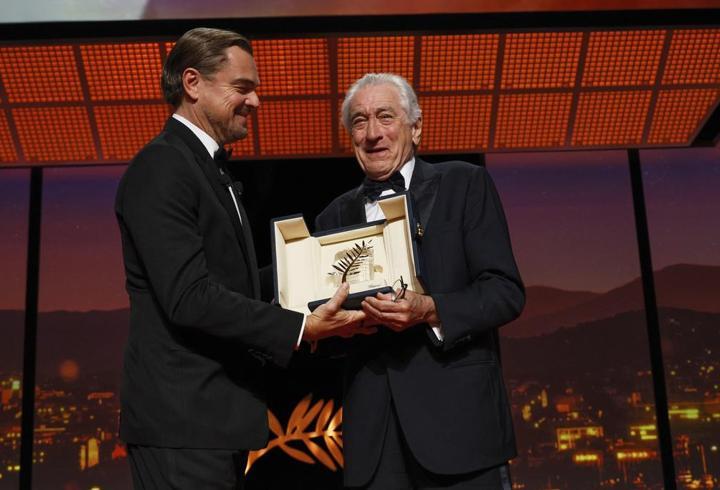Robert De Niro'ya Onursal Altın Palmiye Ödülü verildi
