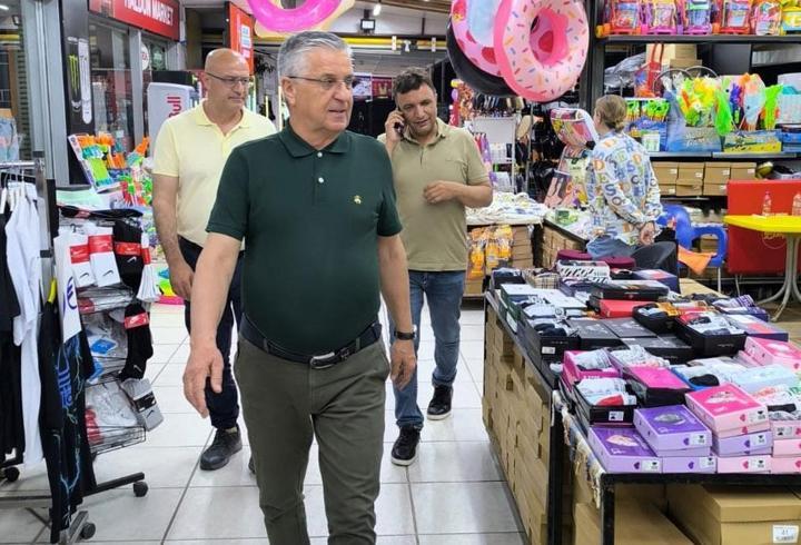 Başkan Topaloğlu'ndan Beldibi esnafına ziyaret