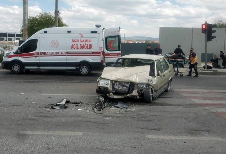 Afyonkarahisar'da kaza: 4 yaralı