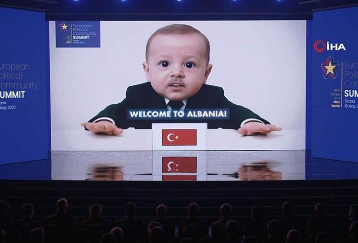 Tiran'da gülümseten anlar... İşte liderlerin yapay zekayla oluşturulan çocukluk görüntüleri
