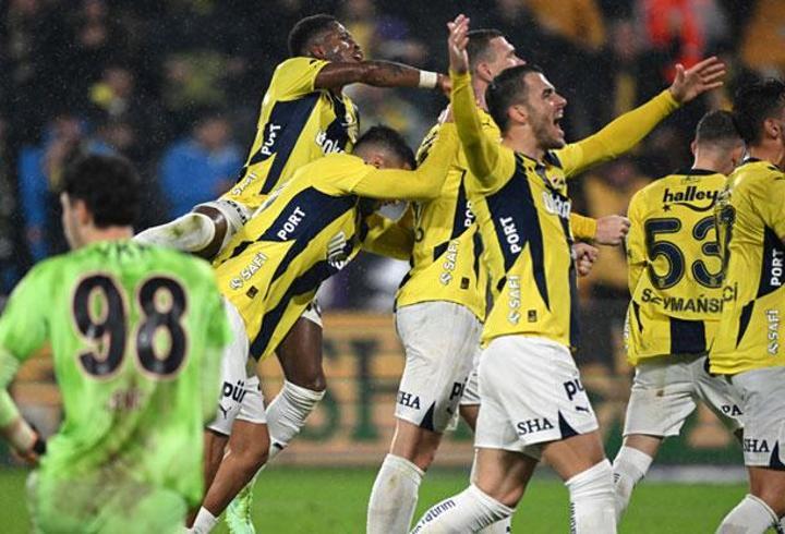 Fenerbahçe'de ayrılık! Karar verildi