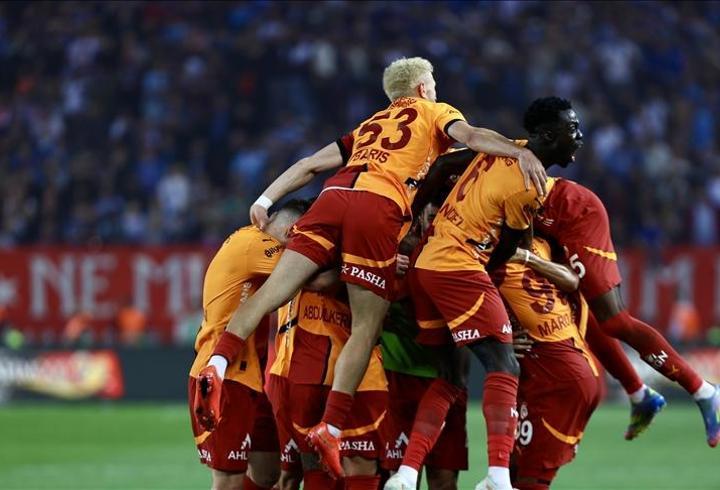 Galatasaray'da 5. yıldız için sahada: İşte Okan Buruk'un 11'i