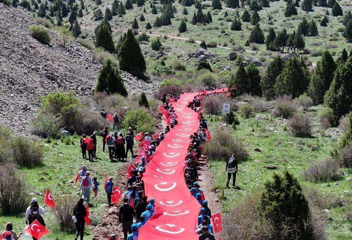 Aladağlar’da 19 Mayıs coşkusu