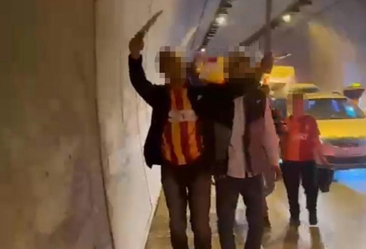 Döner bıçağıyla şampiyonluk kutlamasına 2 gözaltı