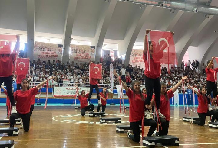 Aydın’da 19 Mayıs coşkuyla kutlandı