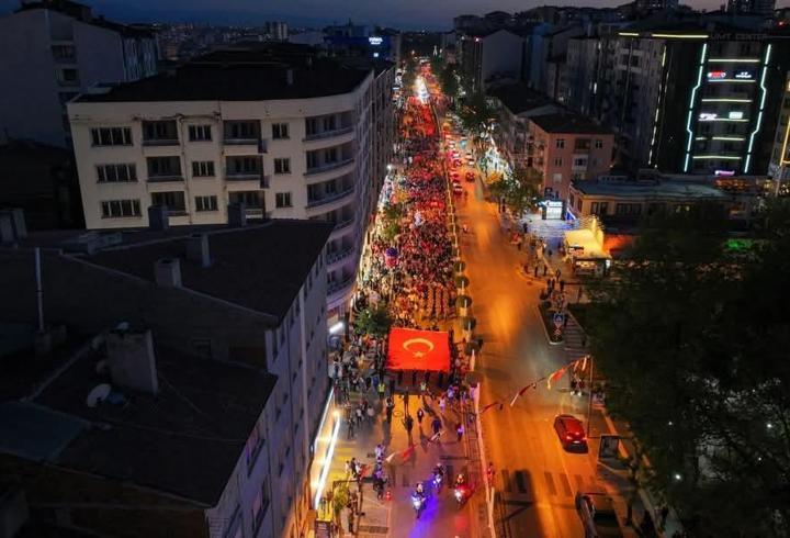 Niğde'de fener alayı düzenlendi