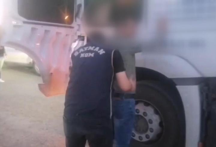 Batman’da, TIR’da 2070 paket kaçak sigara ele geçirildi