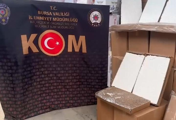 TIR'da 5 Milyon 670 Bin Dolu Makaron Ele Geçirildi
