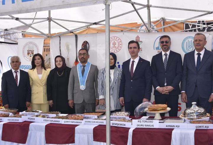 Bitlis'in yemekleri görücüye çıktı
