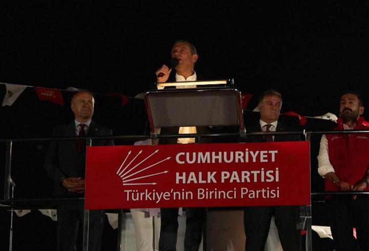 Özgür Özel Pendik'te konuştu