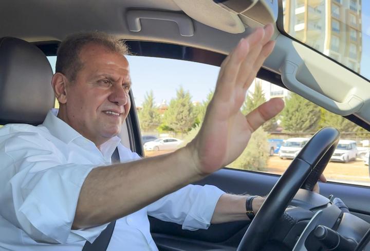Başkan Seçer, 38'inci Cadde’yi araç kullanarak test etti