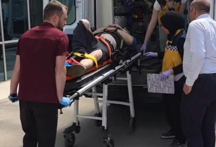 İş makinesinden düşen 3 işçi yaralandı