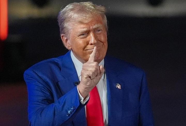 Trump, Harvard'a öğrenci kabulünü durdurdu