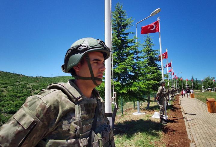 33 Asker Şehit Edilişinin 32. Yılı